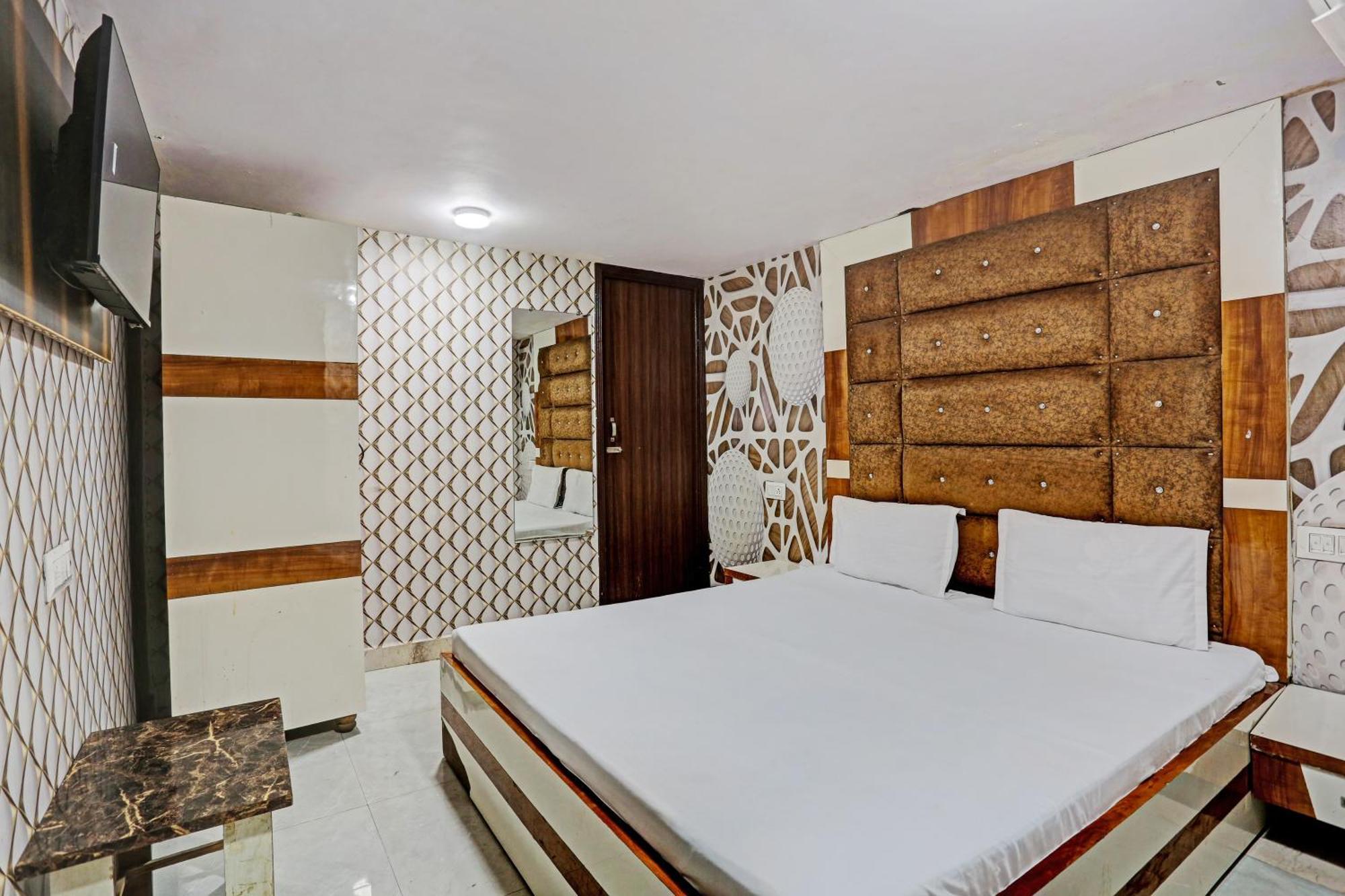 Hotel O Saffron Night Stay Amritsar Exteriör bild